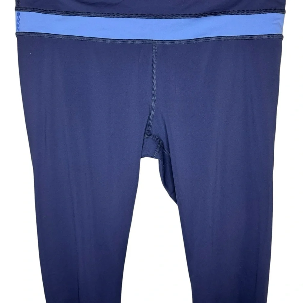 Lululemon Run Inspire Crop II Leggings Size 8 Cadet Blue Lullaby